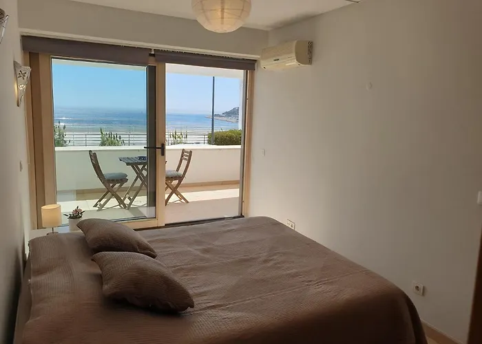 California * Sesimbra